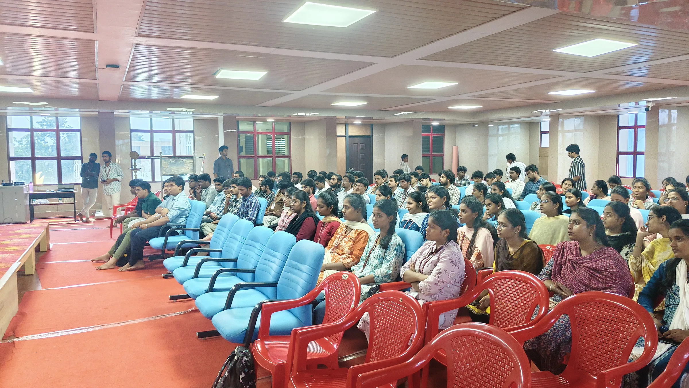Freshie Intro attendees listening from the front rows